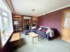 LOUNGE- click for photo gallery